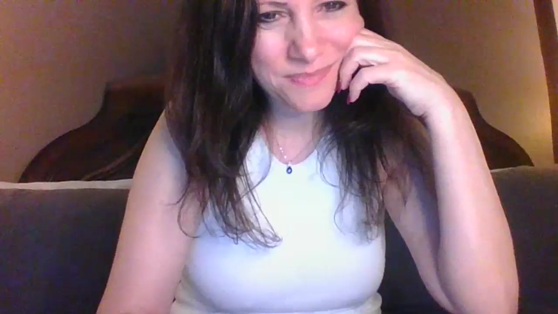 Gallery image thumbnail from LVDOLL's myfreecams stream on, 03/08/2024, 03:19 image 14 of 20