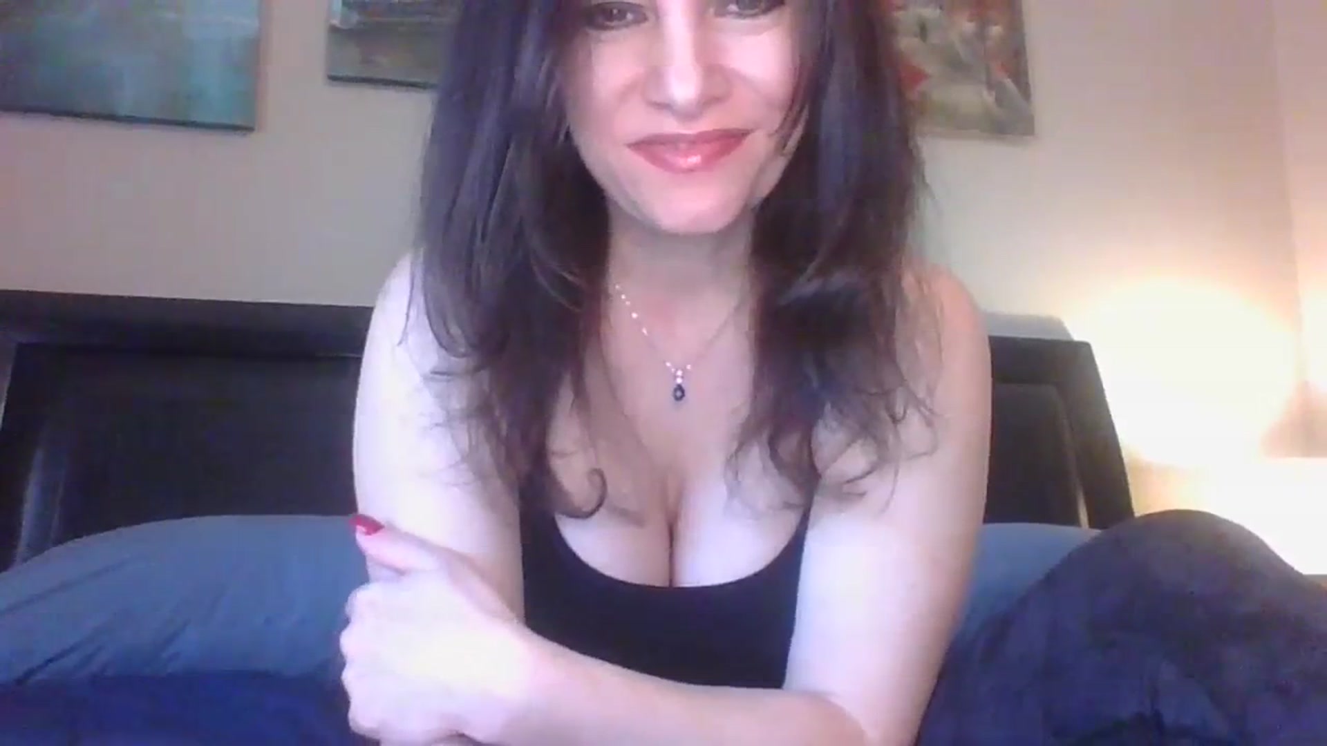 Gallery image thumbnail from LVDOLL's myfreecams stream on, 03/08/2024, 19:41 image 2 of 20