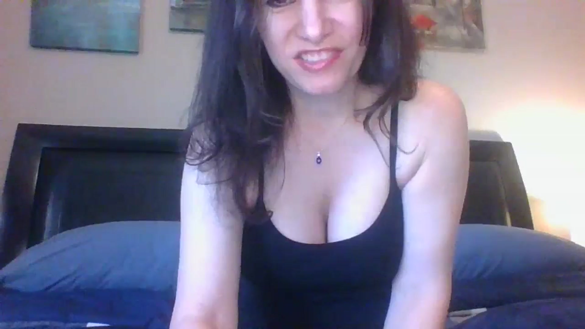 Gallery image thumbnail from LVDOLL's myfreecams stream on, 03/08/2024, 19:41 image 9 of 20