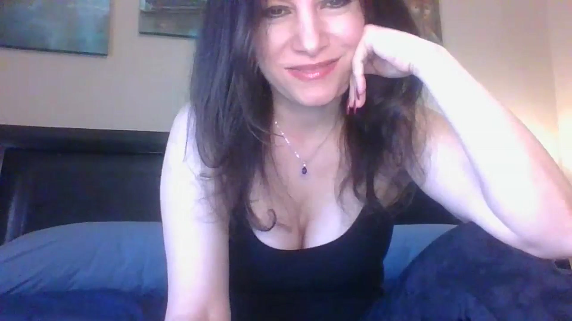 Gallery image thumbnail from LVDOLL's myfreecams stream on, 03/08/2024, 19:41 image 3 of 20