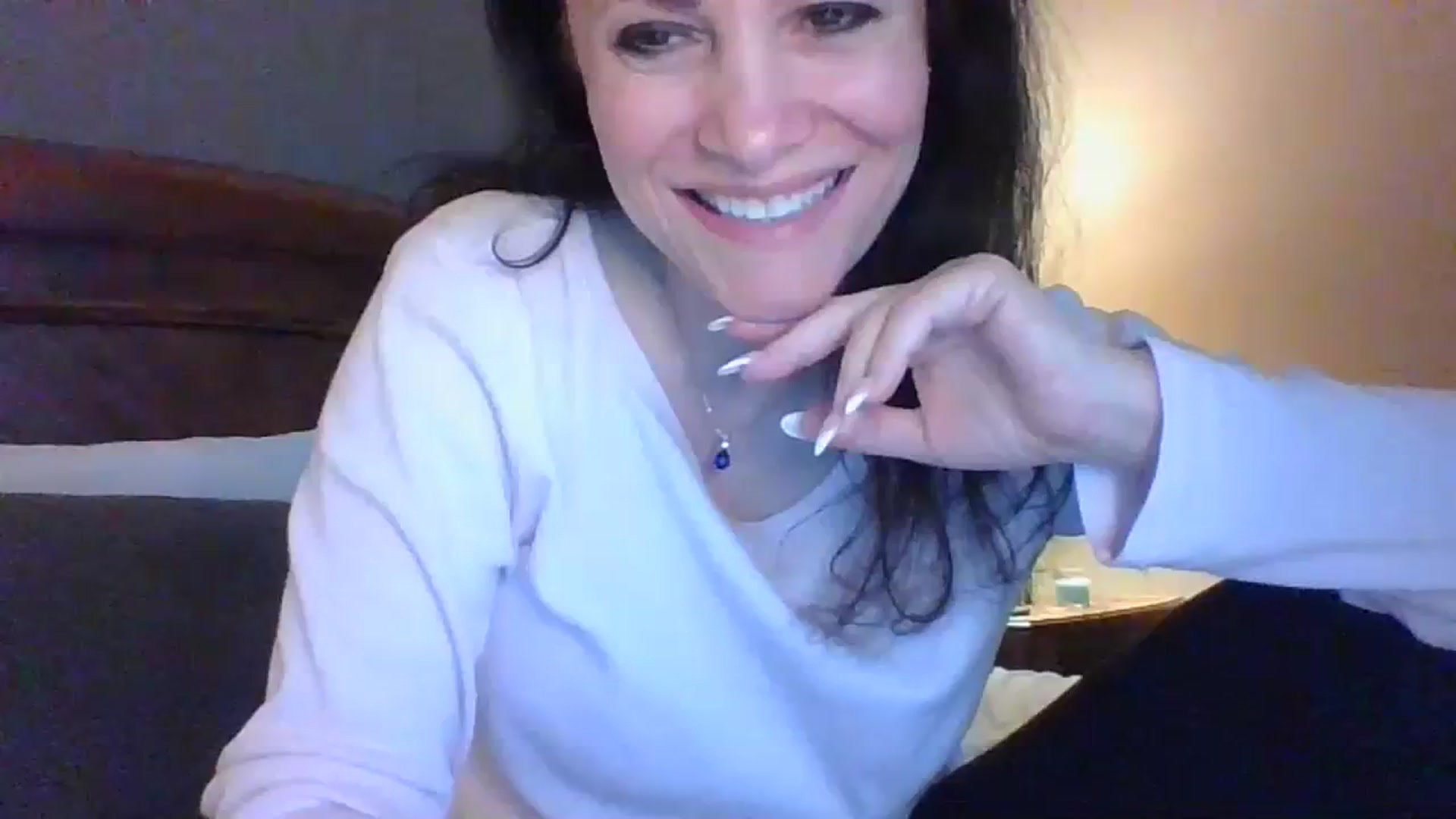 Gallery image thumbnail from LVDOLL's myfreecams stream on, 03/19/2024, 03:49 image 9 of 20