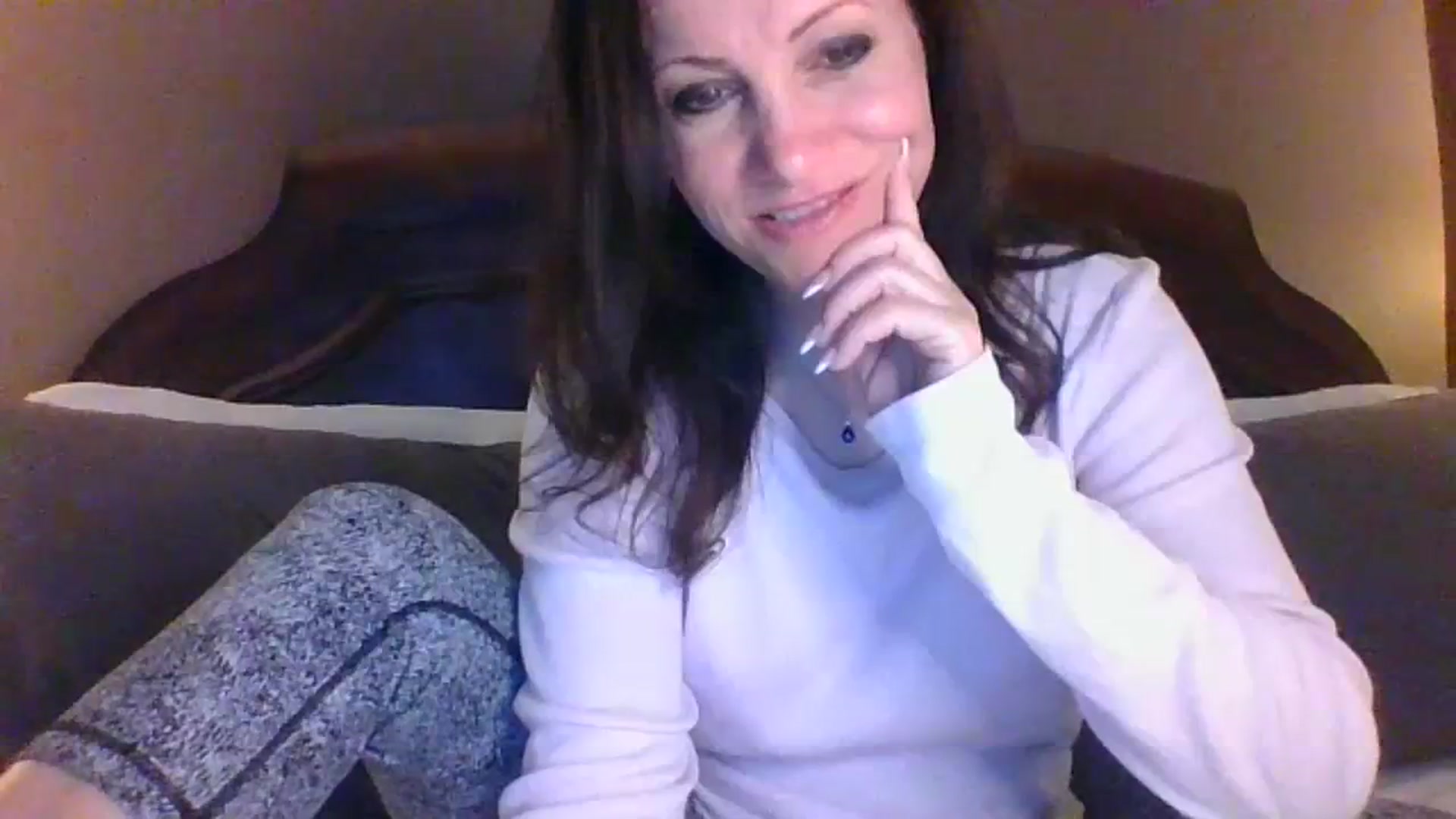 Gallery image thumbnail from LVDOLL's myfreecams stream on, 03/21/2024, 05:56 image 3 of 20