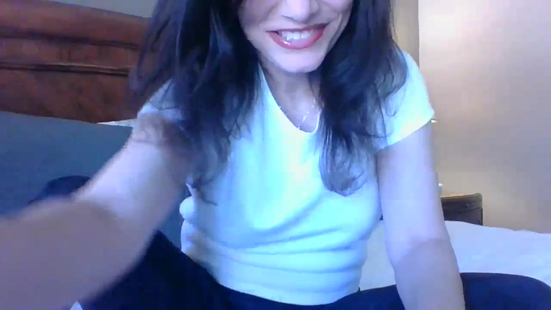 Gallery image thumbnail from LVDOLL's myfreecams stream on, 03/21/2024, 23:28 image 5 of 20
