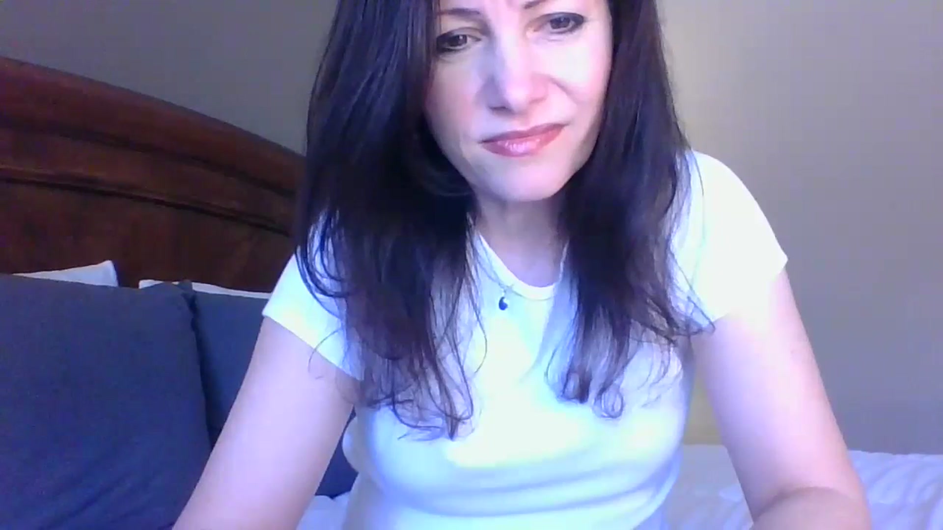 Gallery image thumbnail from LVDOLL's myfreecams stream on, 03/22/2024, 01:00 image 2 of 20