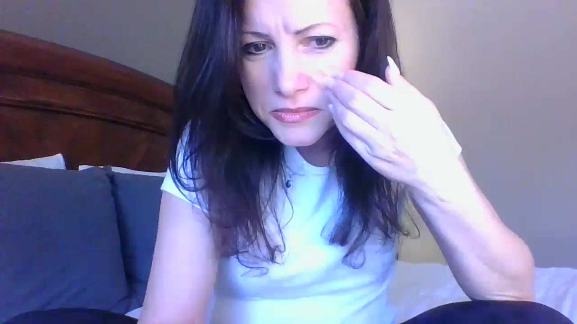 Gallery image thumbnail from LVDOLL's myfreecams stream on, 03/22/2024, 01:00 image 1 of 20