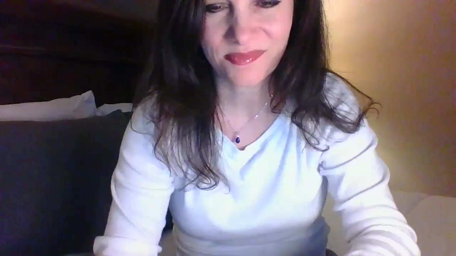 Gallery image thumbnail from LVDOLL's myfreecams stream on, 03/25/2024, 02:47 image 4 of 20