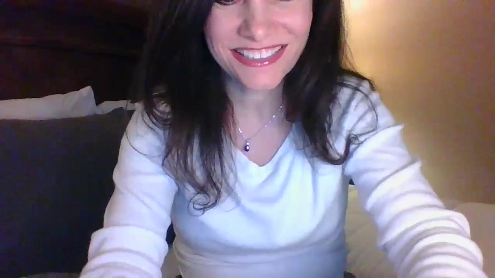 Gallery image thumbnail from LVDOLL's myfreecams stream on, 03/25/2024, 02:47 image 18 of 20