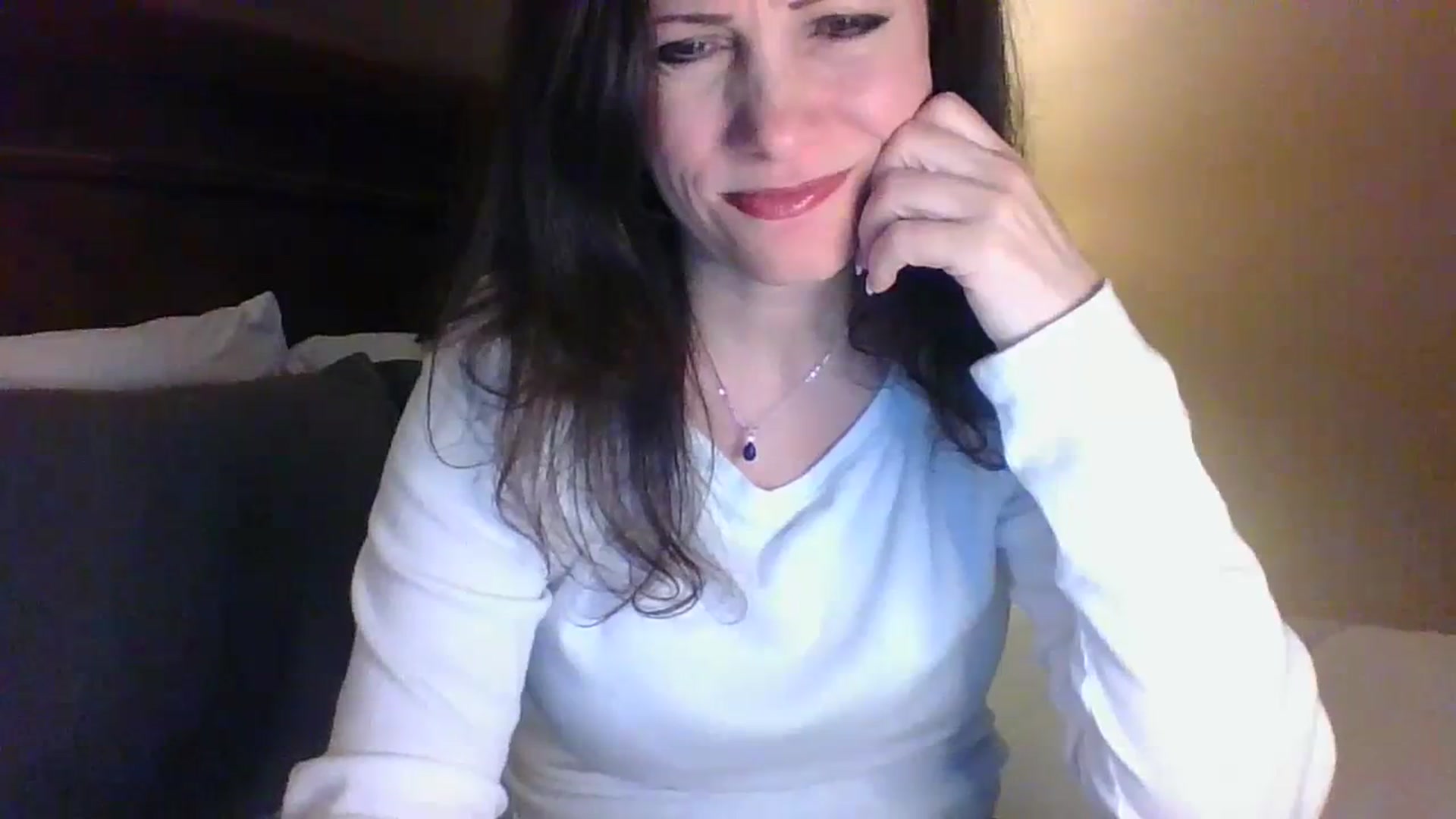 Gallery image thumbnail from LVDOLL's myfreecams stream on, 03/25/2024, 02:47 image 8 of 20