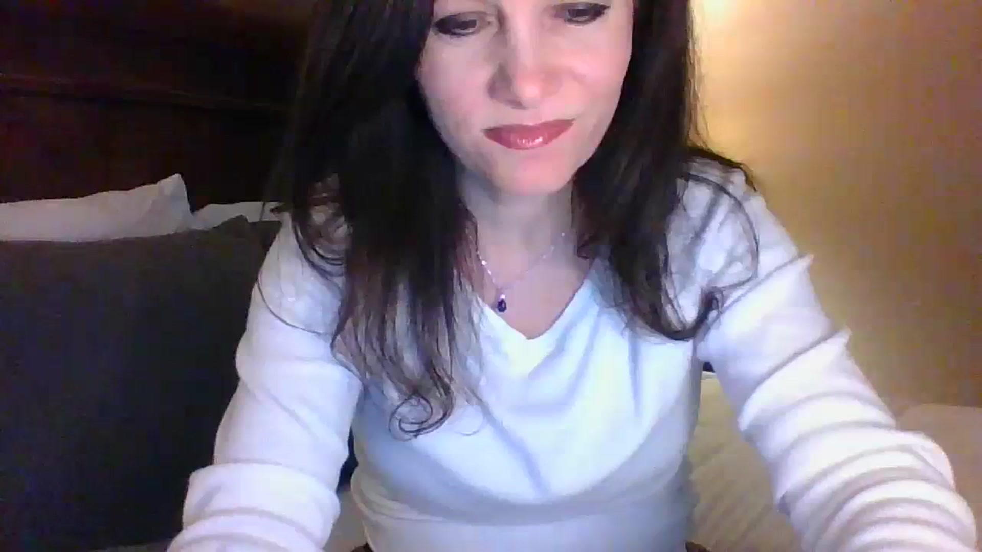Gallery image thumbnail from LVDOLL's myfreecams stream on, 03/25/2024, 02:47 image 16 of 20