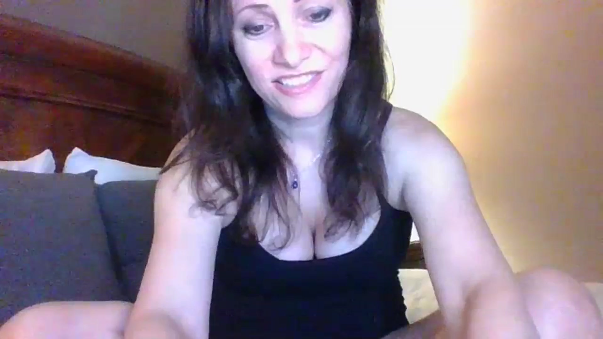 Gallery image thumbnail from LVDOLL's myfreecams stream on, 03/27/2024, 05:16 image 13 of 20