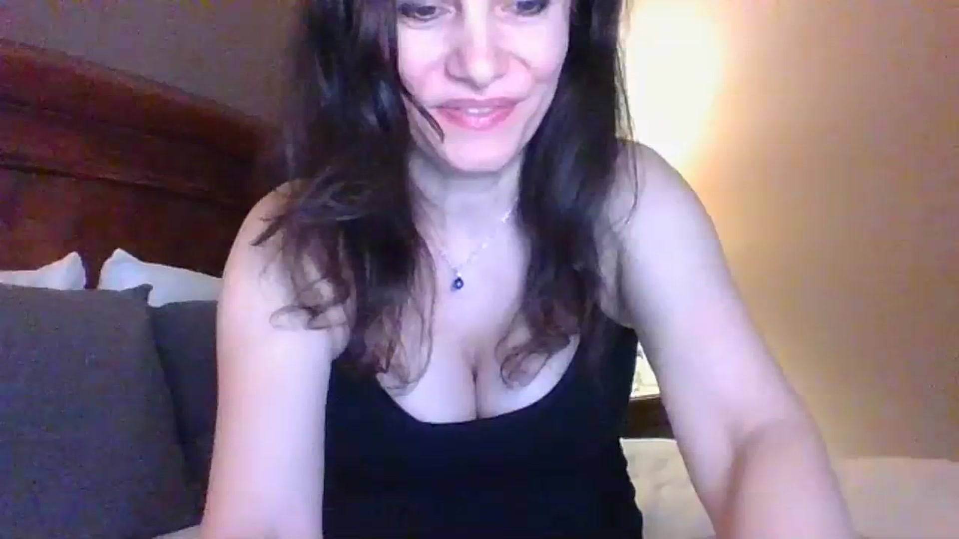 Gallery image thumbnail from LVDOLL's myfreecams stream on, 03/27/2024, 05:16 image 16 of 20