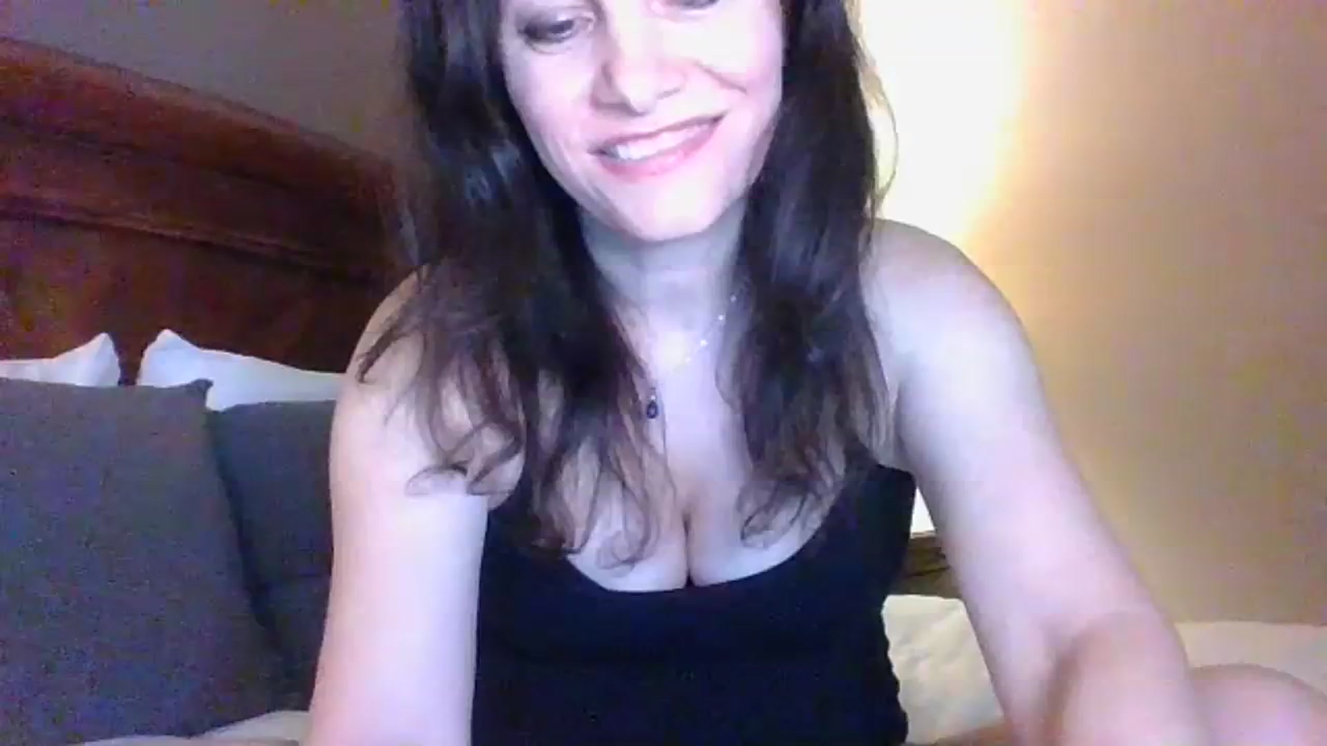 Gallery image thumbnail from LVDOLL's myfreecams stream on, 03/27/2024, 05:16 image 15 of 20