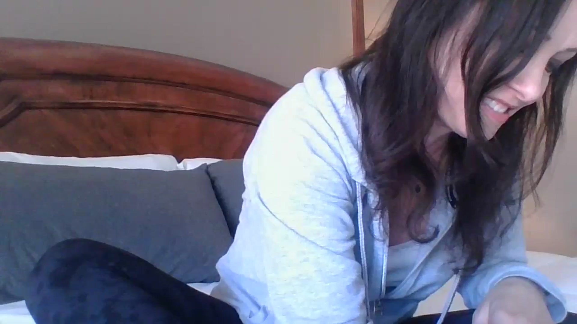 Gallery image thumbnail from LVDOLL's myfreecams stream on, 03/27/2024, 23:17 image 6 of 20