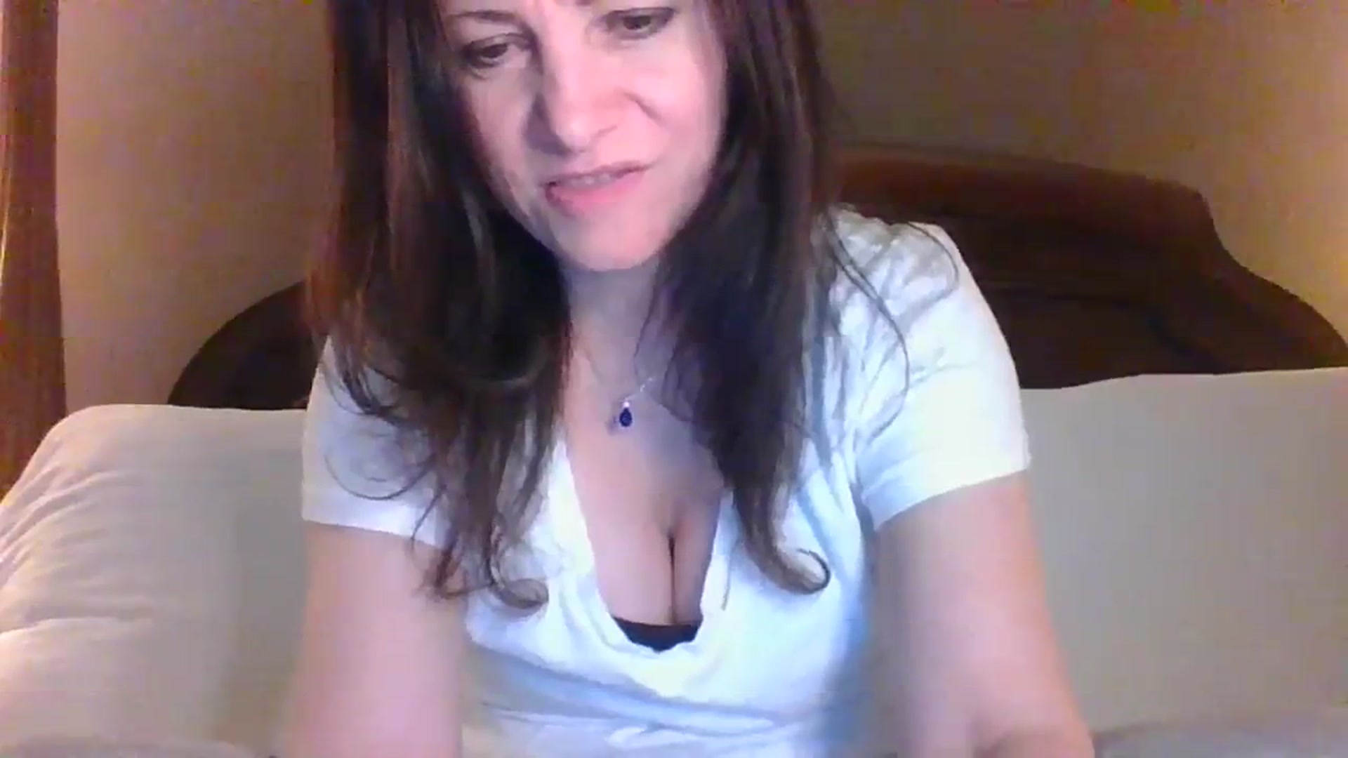 Gallery image thumbnail from LVDOLL's myfreecams stream on, 04/08/2024, 03:22 image 8 of 20