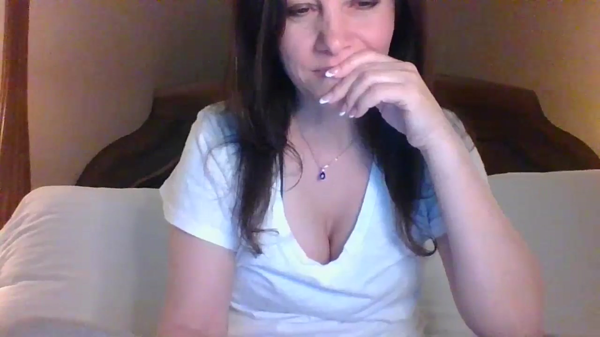 Gallery image thumbnail from LVDOLL's myfreecams stream on, 04/08/2024, 03:22 image 6 of 20
