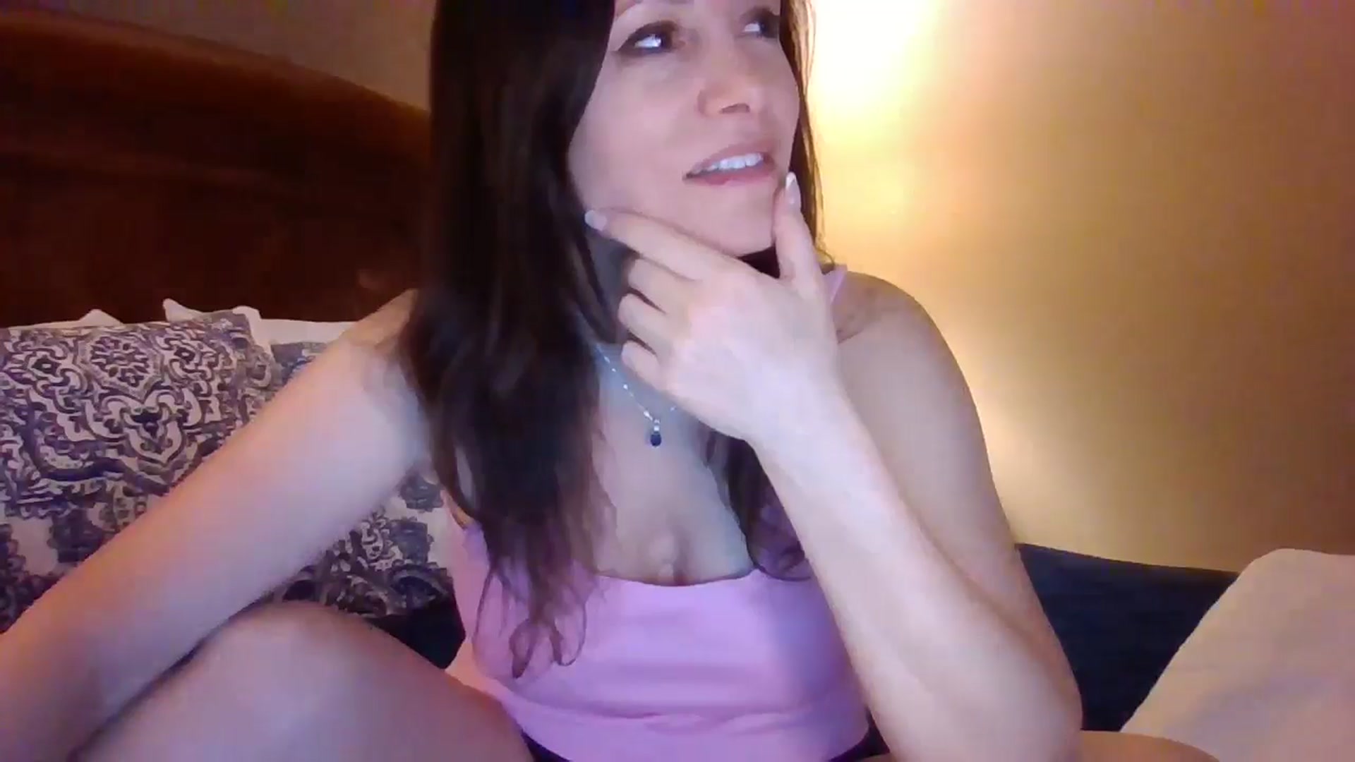 Gallery image thumbnail from LVDOLL's myfreecams stream on, 04/19/2024, 04:21 image 16 of 20