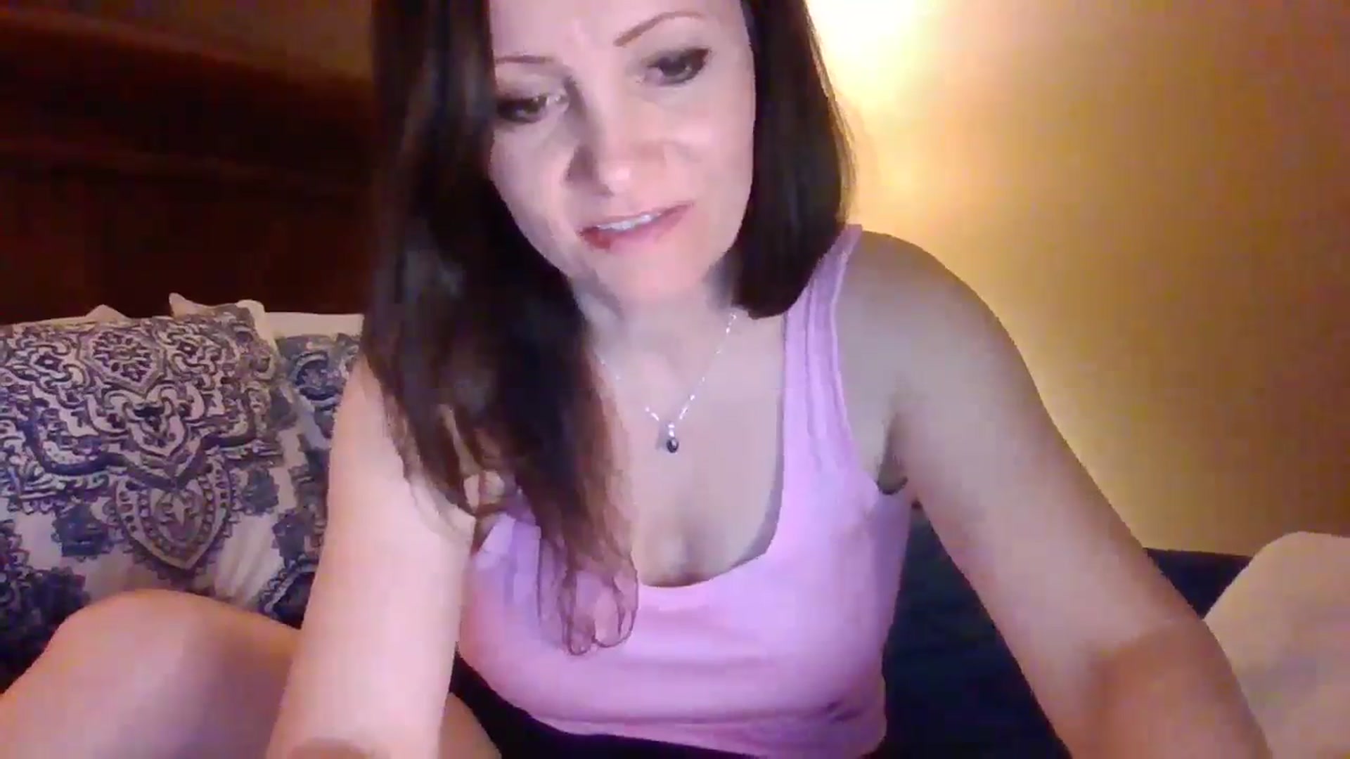 Gallery image thumbnail from LVDOLL's myfreecams stream on, 04/19/2024, 04:21 image 11 of 20