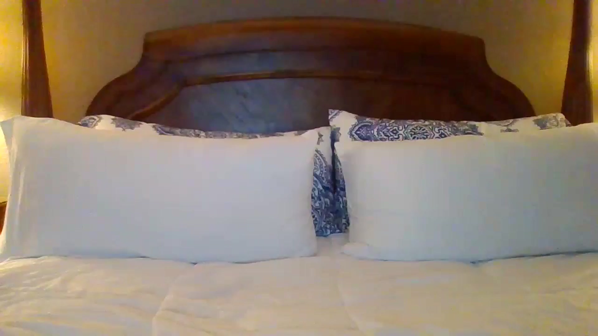 Gallery image thumbnail from LVDOLL's myfreecams stream on, 04/23/2024, 05:41 image 1 of 20