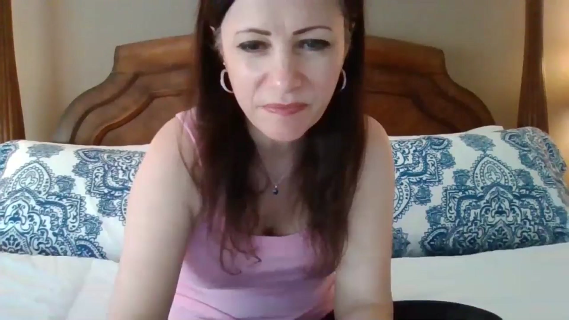 Gallery image thumbnail from LVDOLL's myfreecams stream on, 04/25/2024, 24:21 image 19 of 20