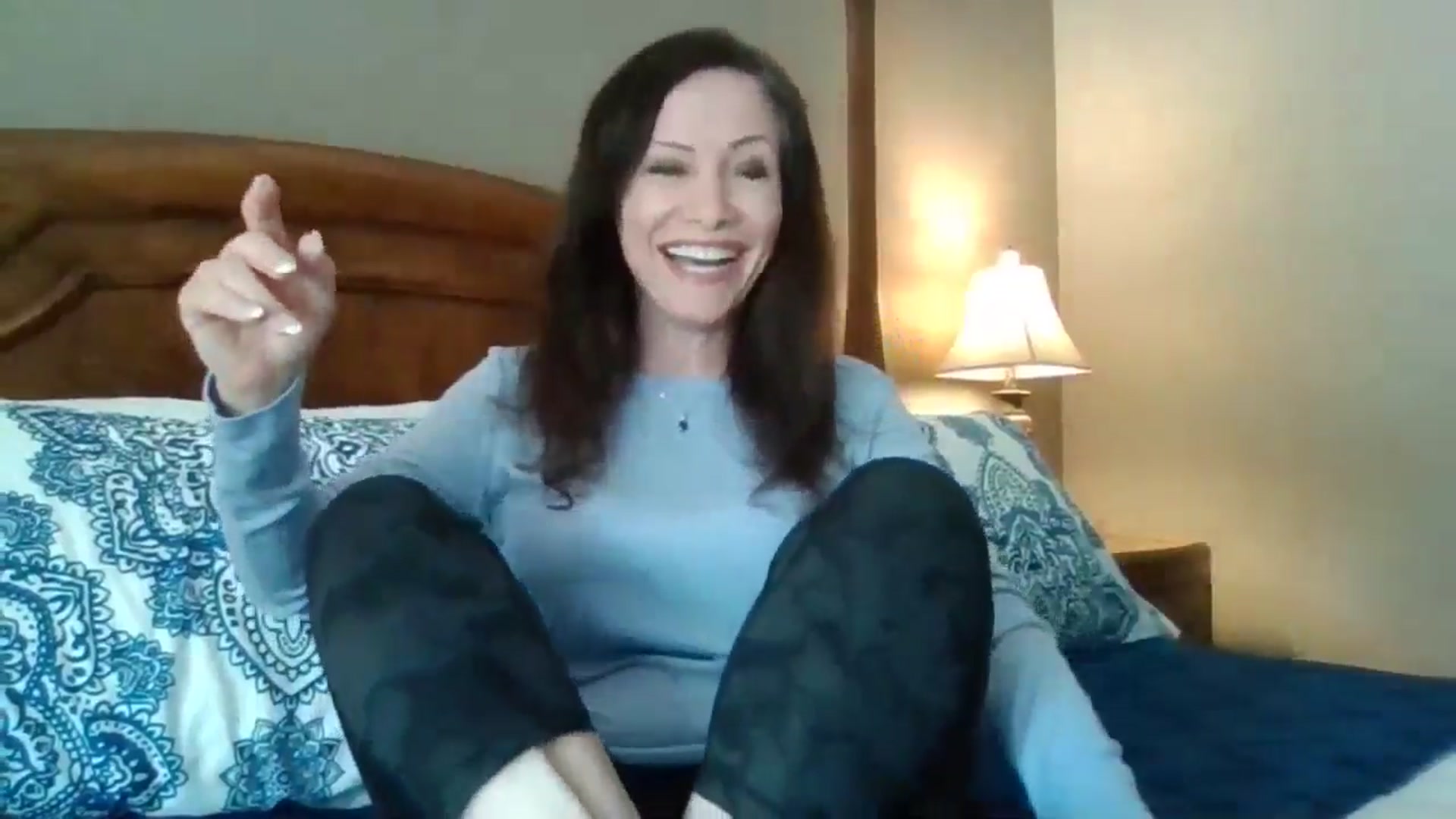 Gallery image thumbnail from LVDOLL's myfreecams stream on, 04/26/2024, 23:20 image 13 of 20