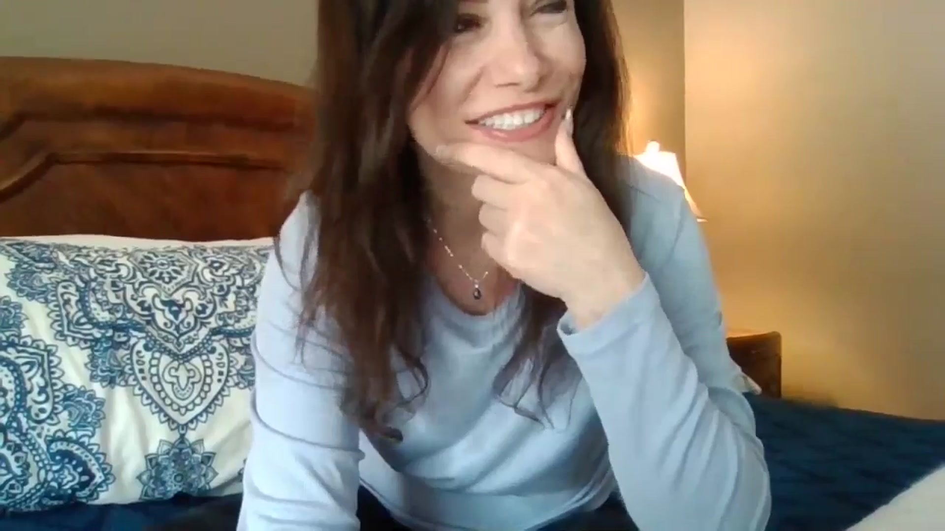 Gallery image thumbnail from LVDOLL's myfreecams stream on, 04/26/2024, 23:20 image 17 of 20