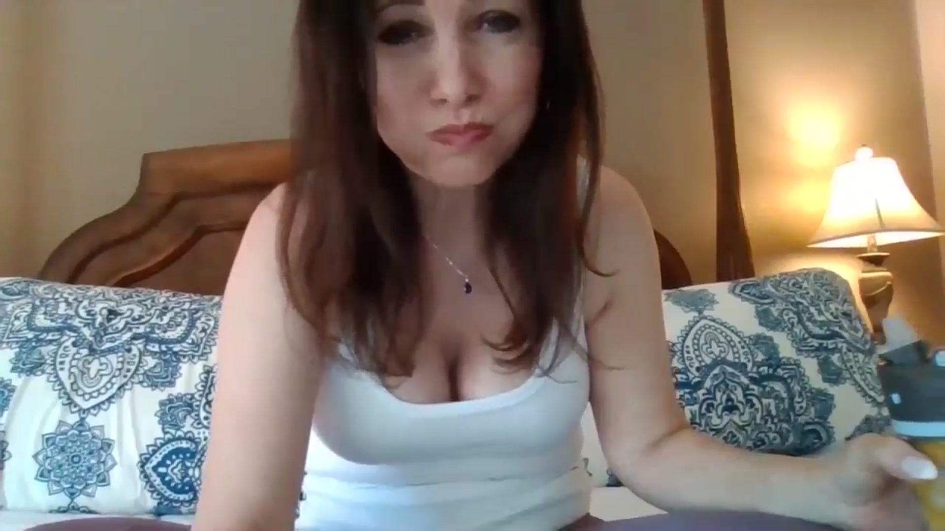 Gallery image thumbnail from LVDOLL's myfreecams stream on, 05/02/2024, 24:43 image 18 of 20