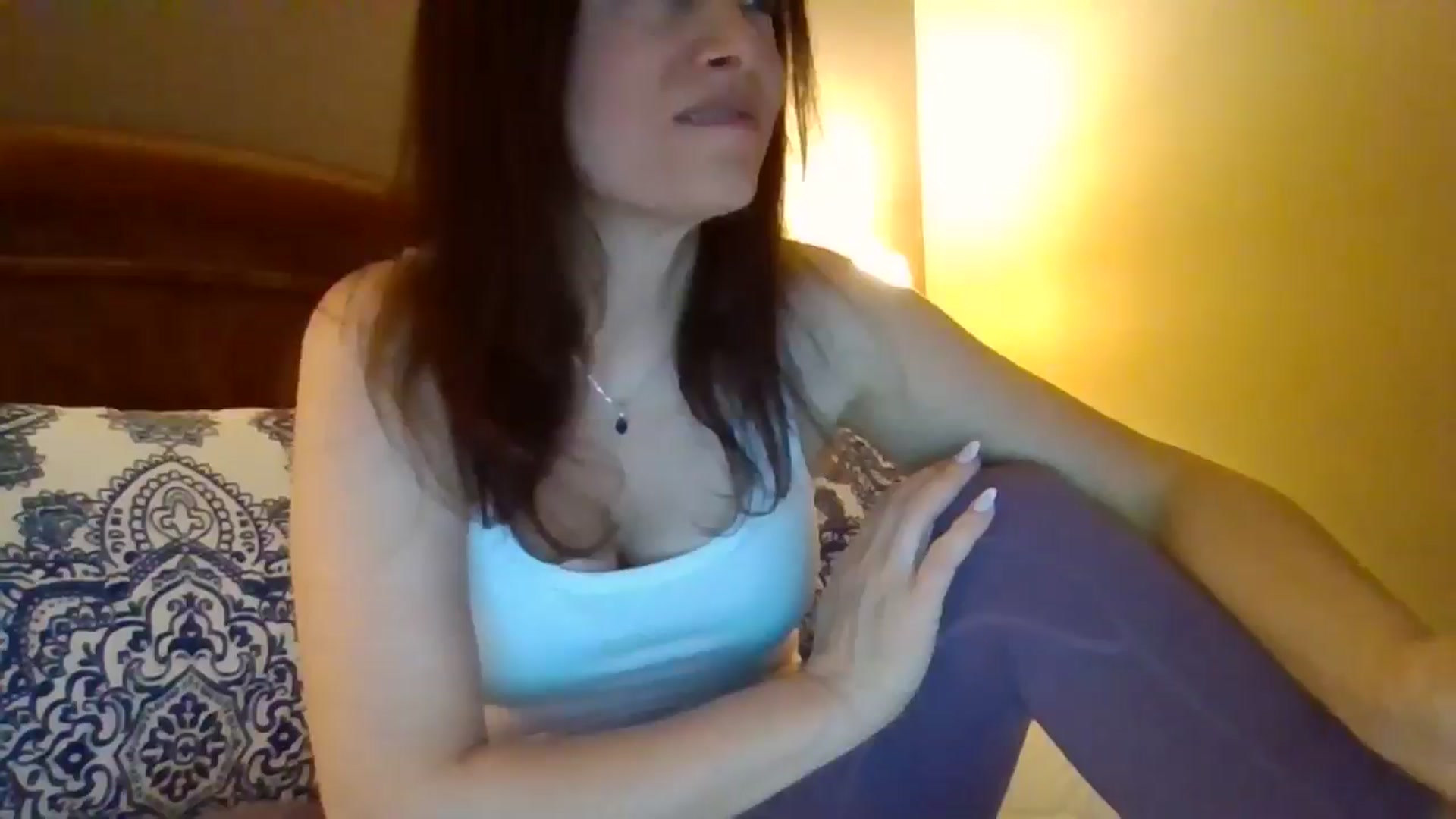 Gallery image thumbnail from LVDOLL's myfreecams stream on, 05/02/2024, 02:45 image 17 of 20