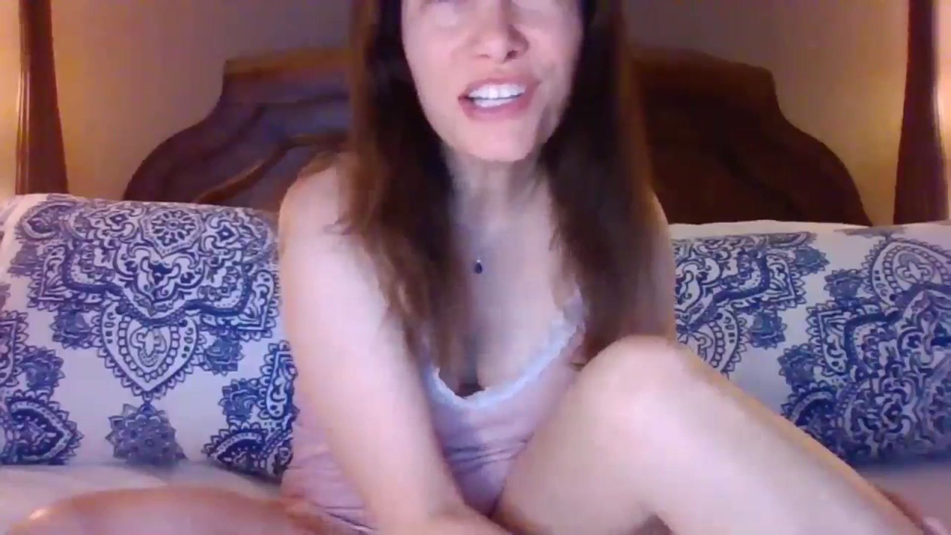 Gallery image thumbnail from LVDOLL's myfreecams stream on, 05/08/2024, 05:34 image 14 of 20
