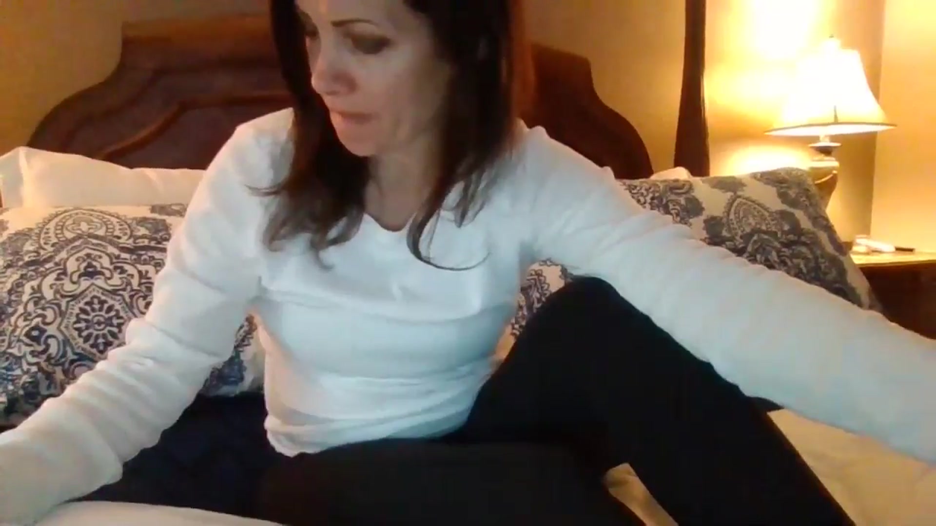 Gallery image thumbnail from LVDOLL's myfreecams stream on, 05/14/2024, 03:23 image 5 of 20