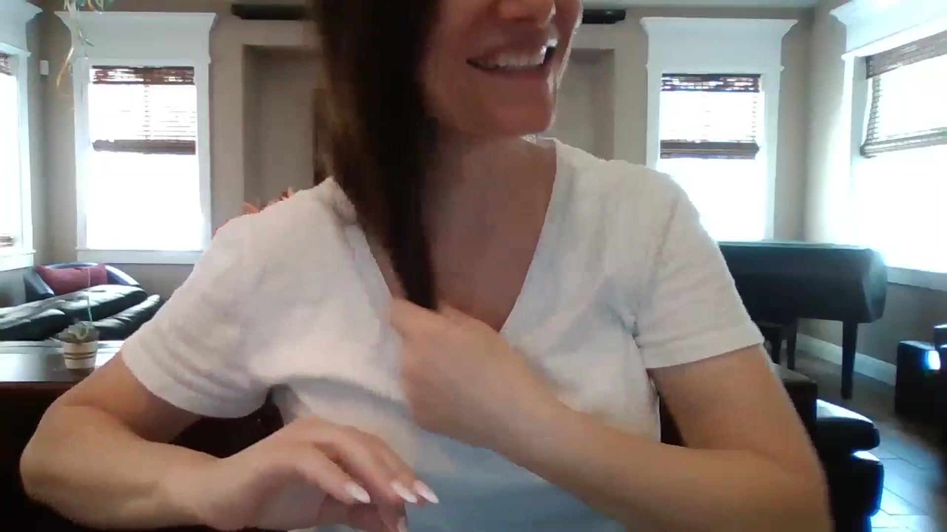 Gallery image thumbnail from LVDOLL's myfreecams stream on, 05/14/2024, 18:13 image 12 of 20