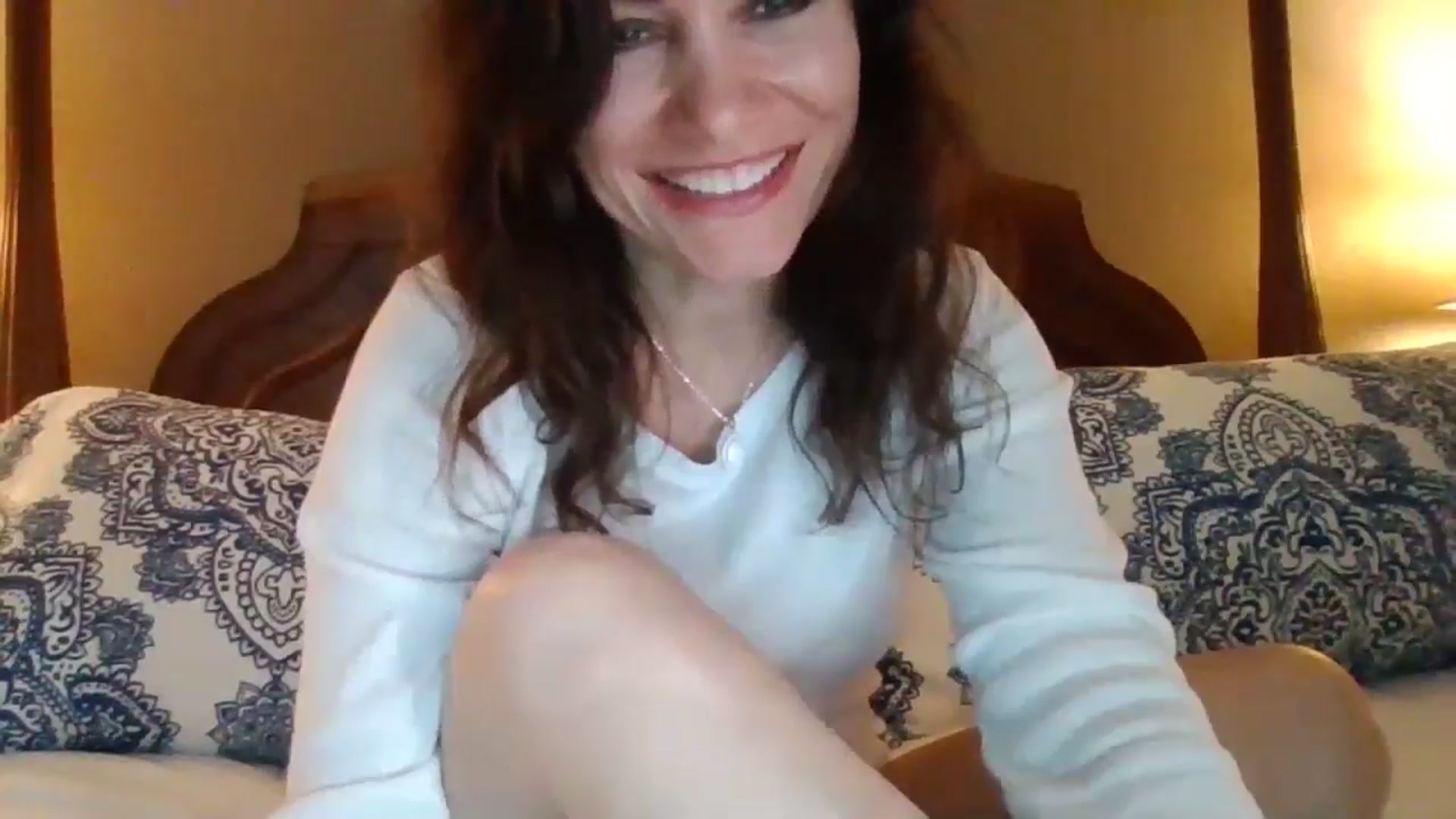 Gallery image thumbnail from LVDOLL's myfreecams stream on, 05/20/2024, 04:22 image 11 of 20