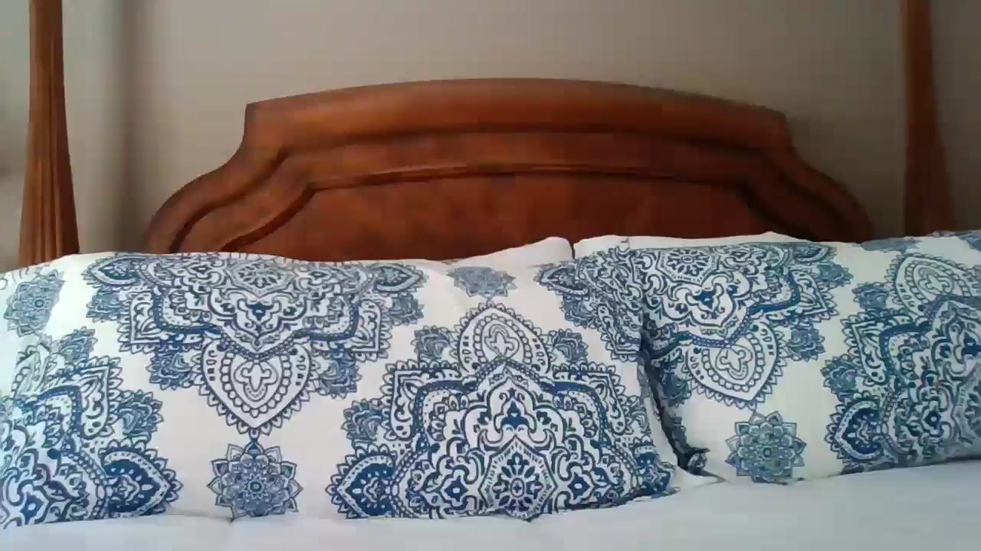 Gallery image thumbnail from LVDOLL's myfreecams stream on, 05/22/2024, 17:35 image 20 of 20