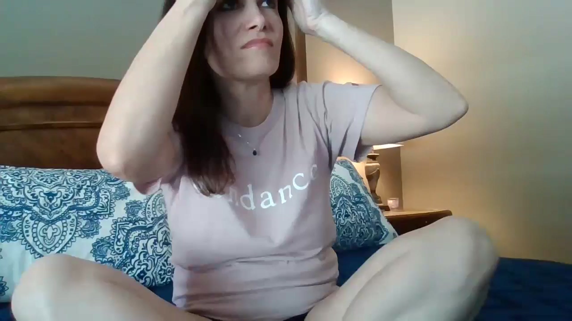 Gallery image thumbnail from LVDOLL's myfreecams stream on, 05/23/2024, 21:57 image 15 of 20