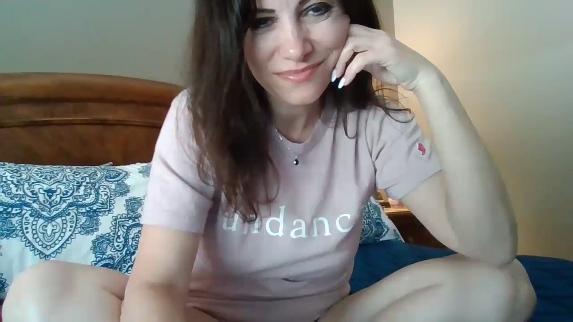 Gallery image thumbnail from LVDOLL's myfreecams stream on, 05/23/2024, 21:57 image 14 of 20