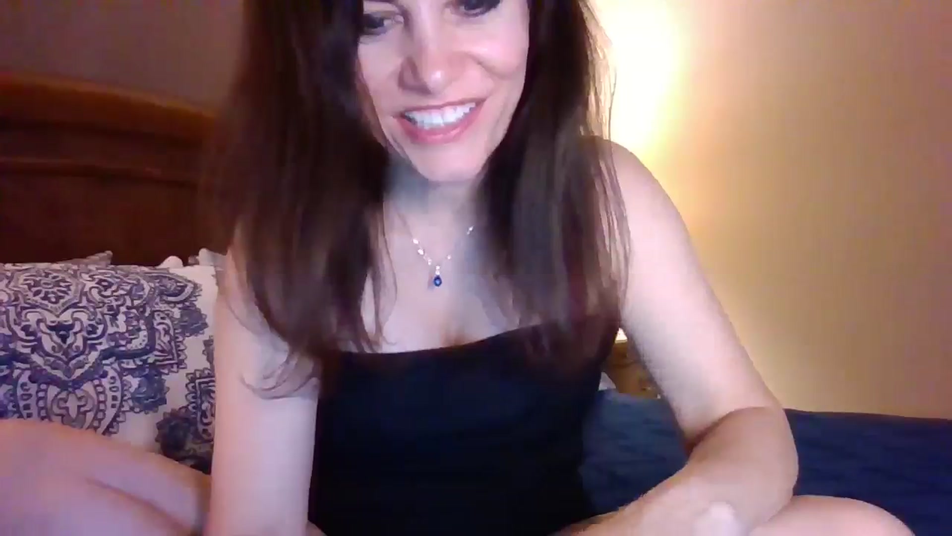 Gallery image thumbnail from LVDOLL's myfreecams stream on, 05/24/2024, 04:15 image 19 of 20