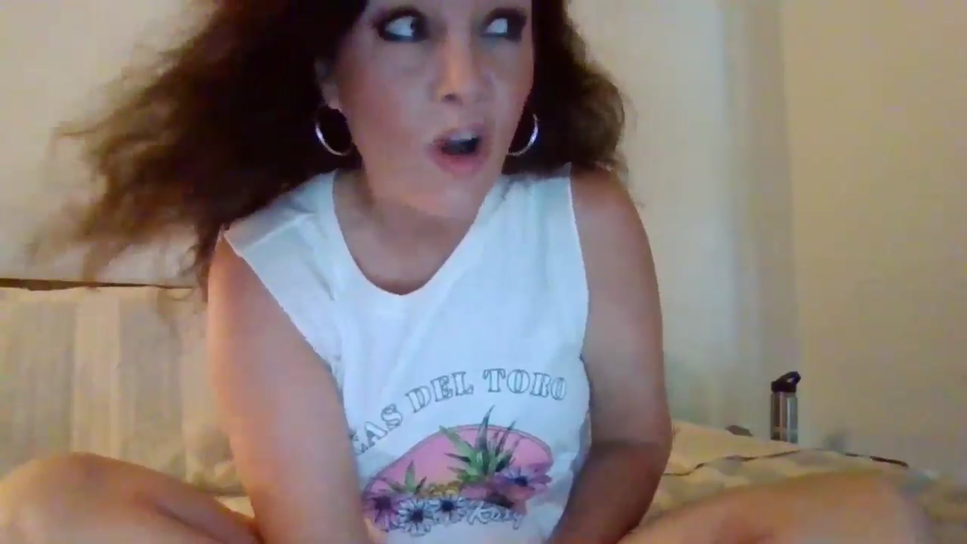 Gallery image thumbnail from LVDOLL's myfreecams stream on, 05/29/2024, 20:50 image 6 of 20