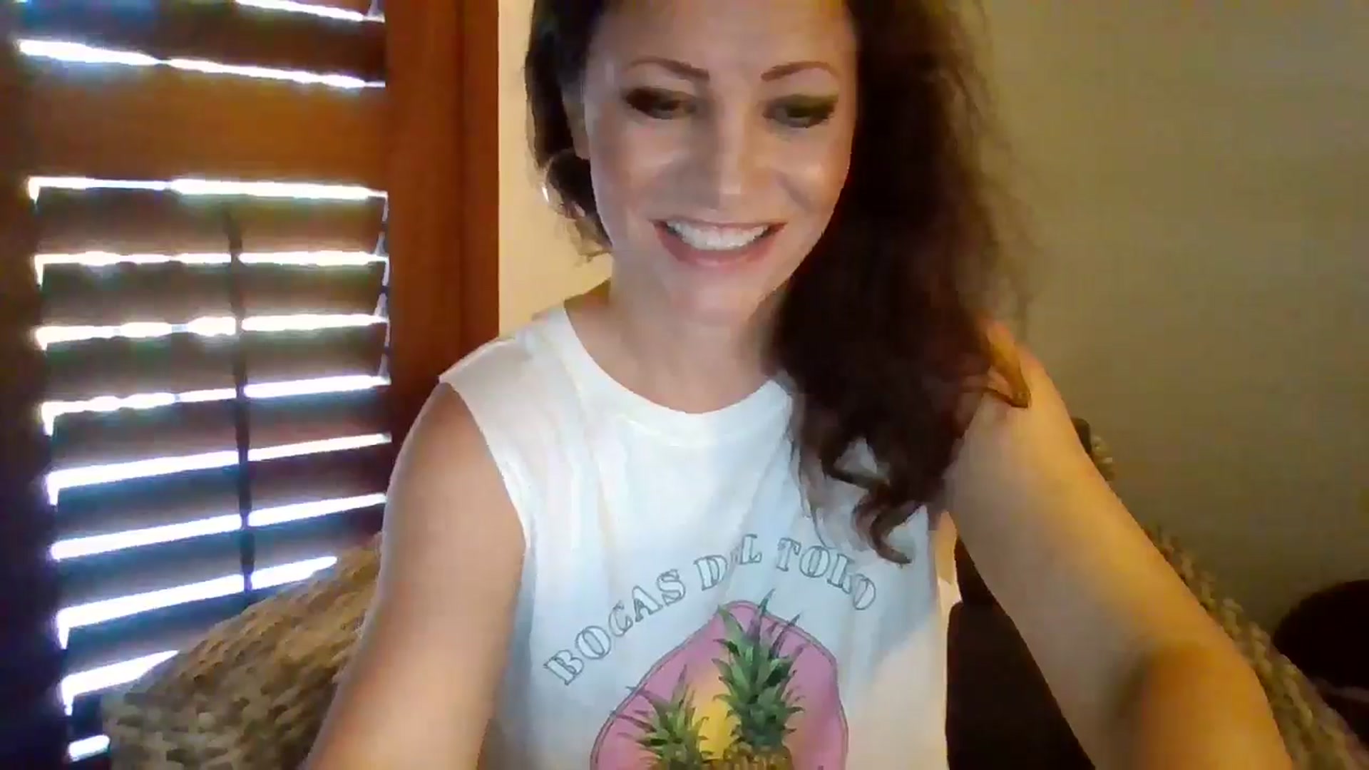 Gallery image thumbnail from LVDOLL's myfreecams stream on, 05/29/2024, 21:28 image 13 of 20