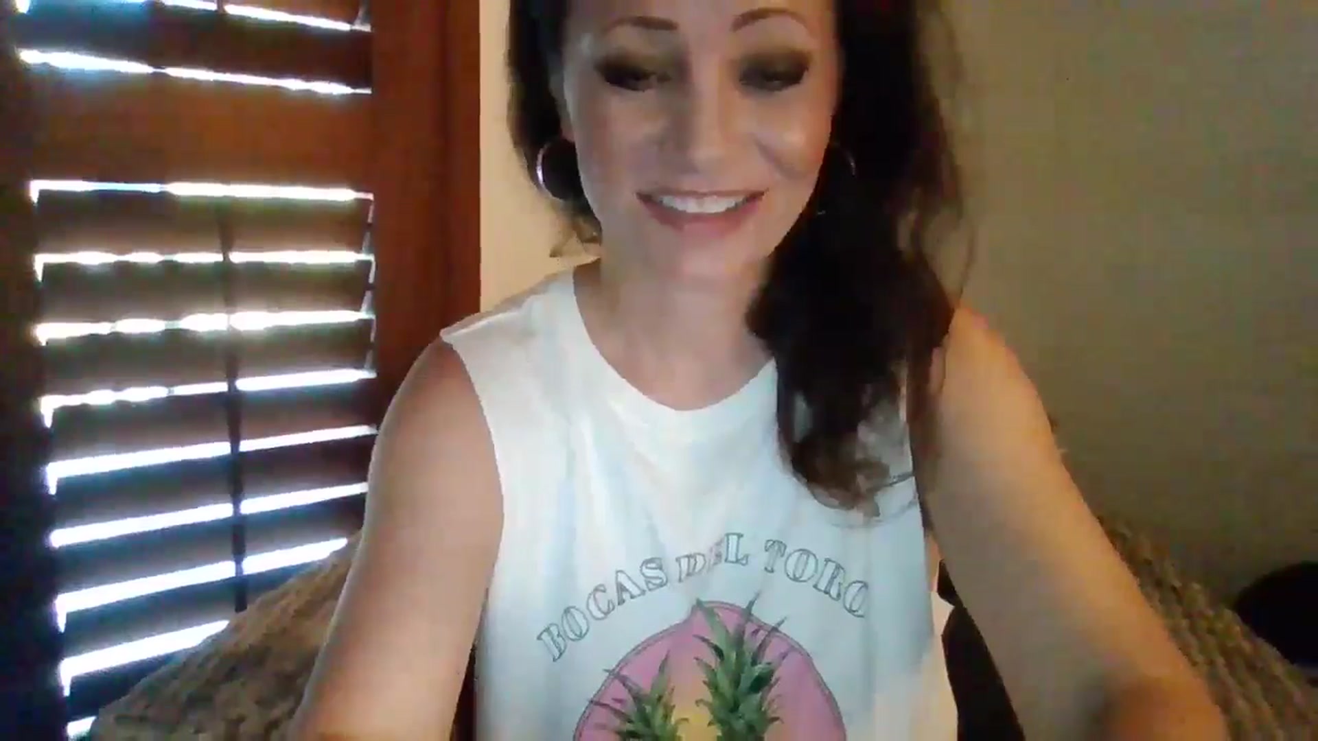 Gallery image thumbnail from LVDOLL's myfreecams stream on, 05/29/2024, 21:28 image 3 of 20
