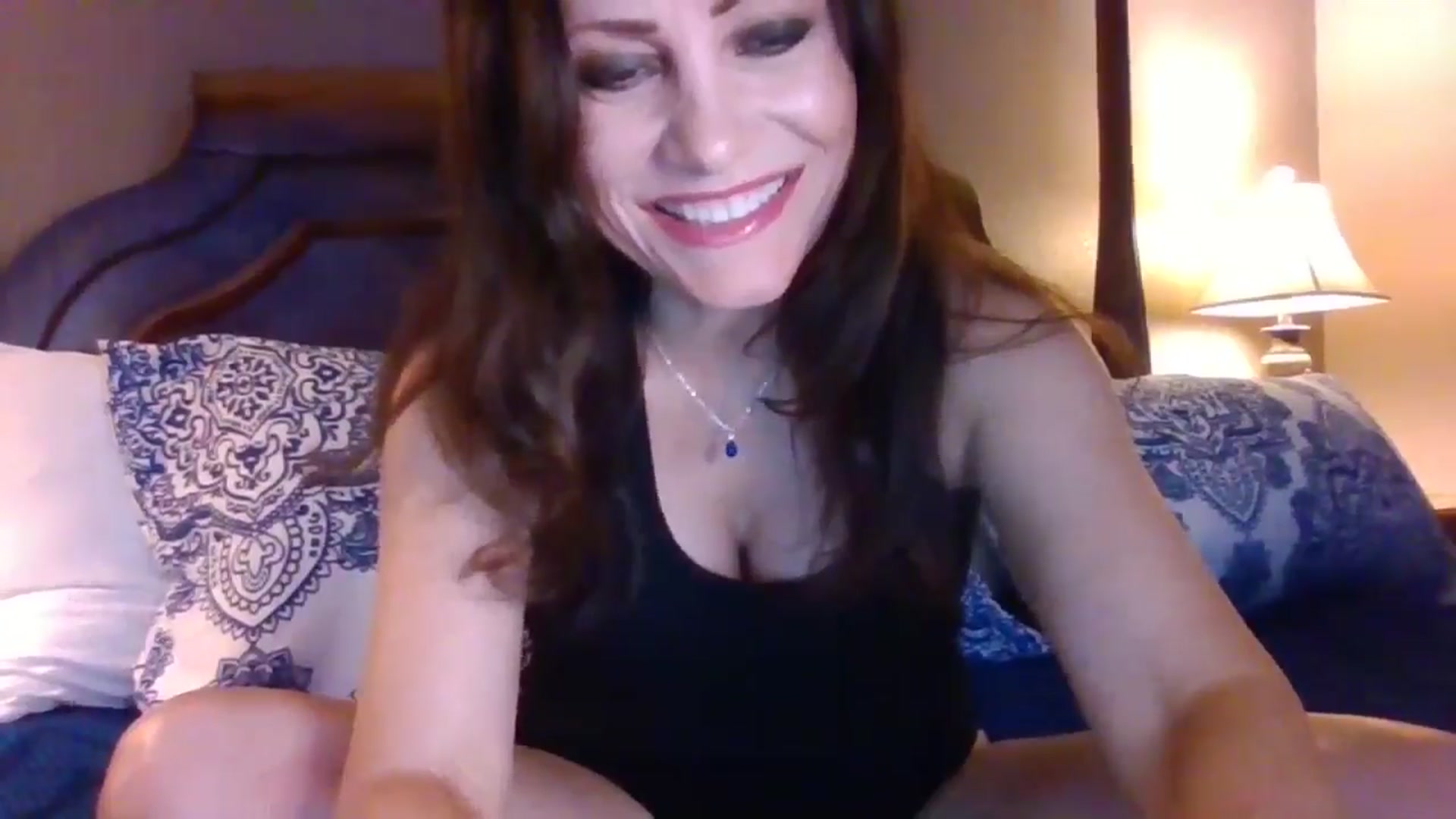 Gallery image thumbnail from LVDOLL's myfreecams stream on, 06/04/2024, 03:36 image 9 of 20