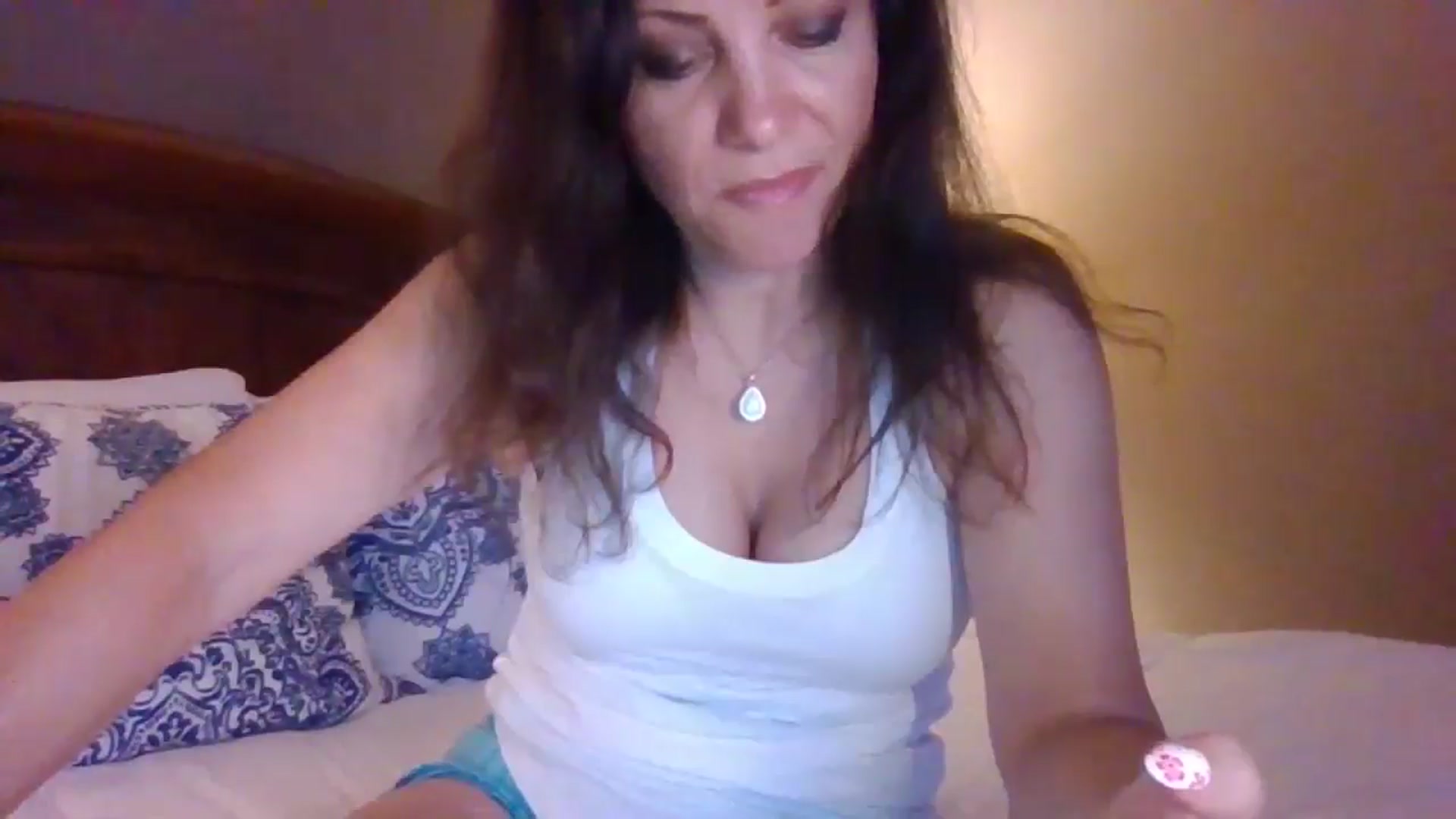 Gallery image thumbnail from LVDOLL's myfreecams stream on, 06/10/2024, 22:18 image 10 of 20