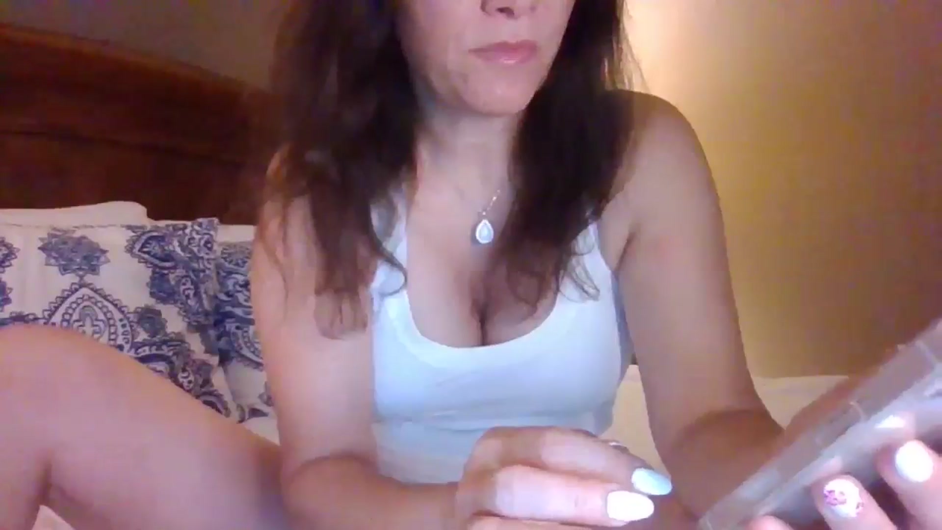 Gallery image thumbnail from LVDOLL's myfreecams stream on, 06/10/2024, 22:18 image 4 of 20