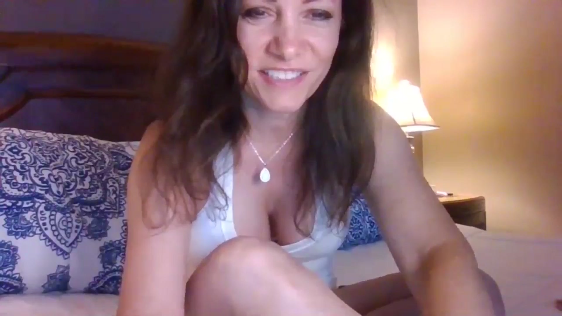 Gallery image thumbnail from LVDOLL's myfreecams stream on, 06/11/2024, 03:42 image 9 of 20