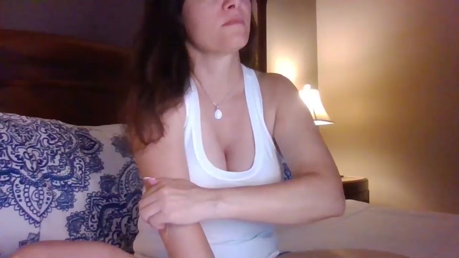 Gallery image thumbnail from LVDOLL's myfreecams stream on, 06/11/2024, 03:42 image 14 of 20