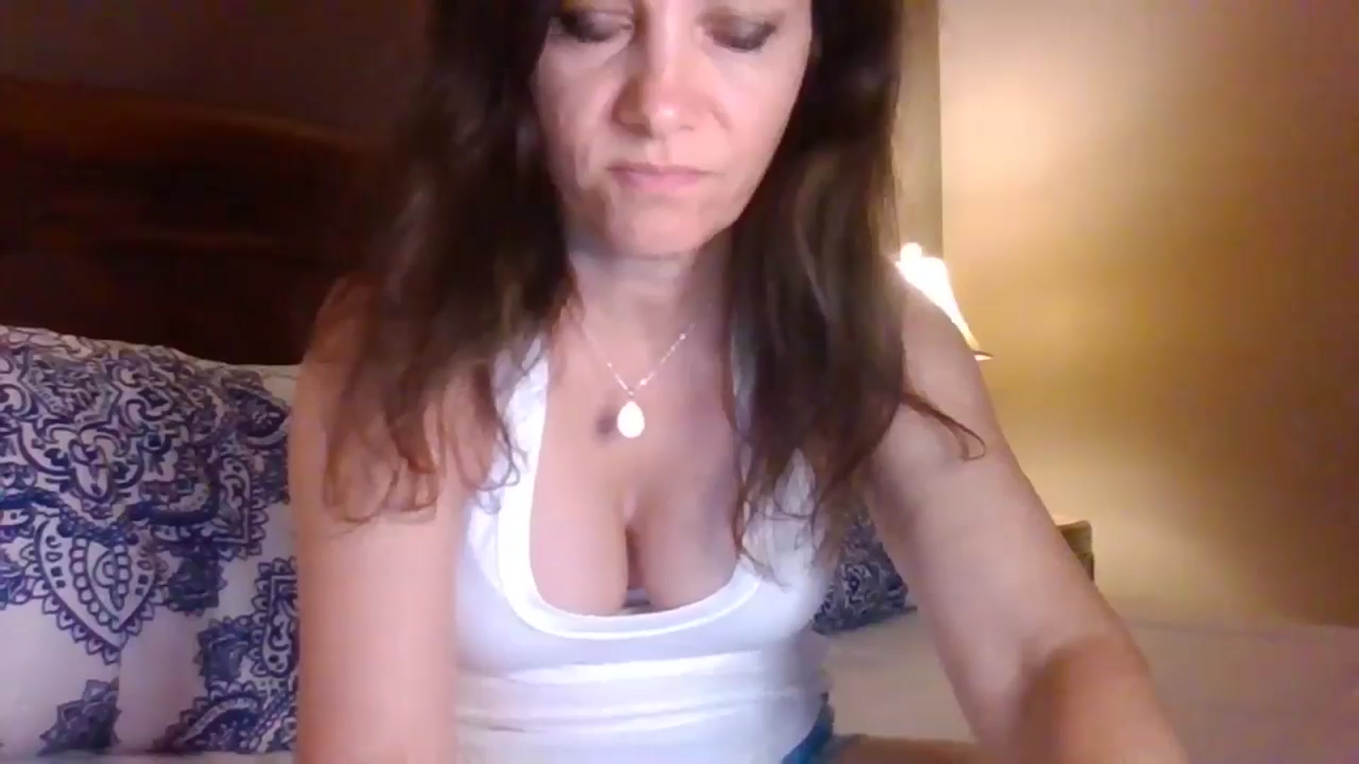Gallery image thumbnail from LVDOLL's myfreecams stream on, 06/11/2024, 03:42 image 18 of 20