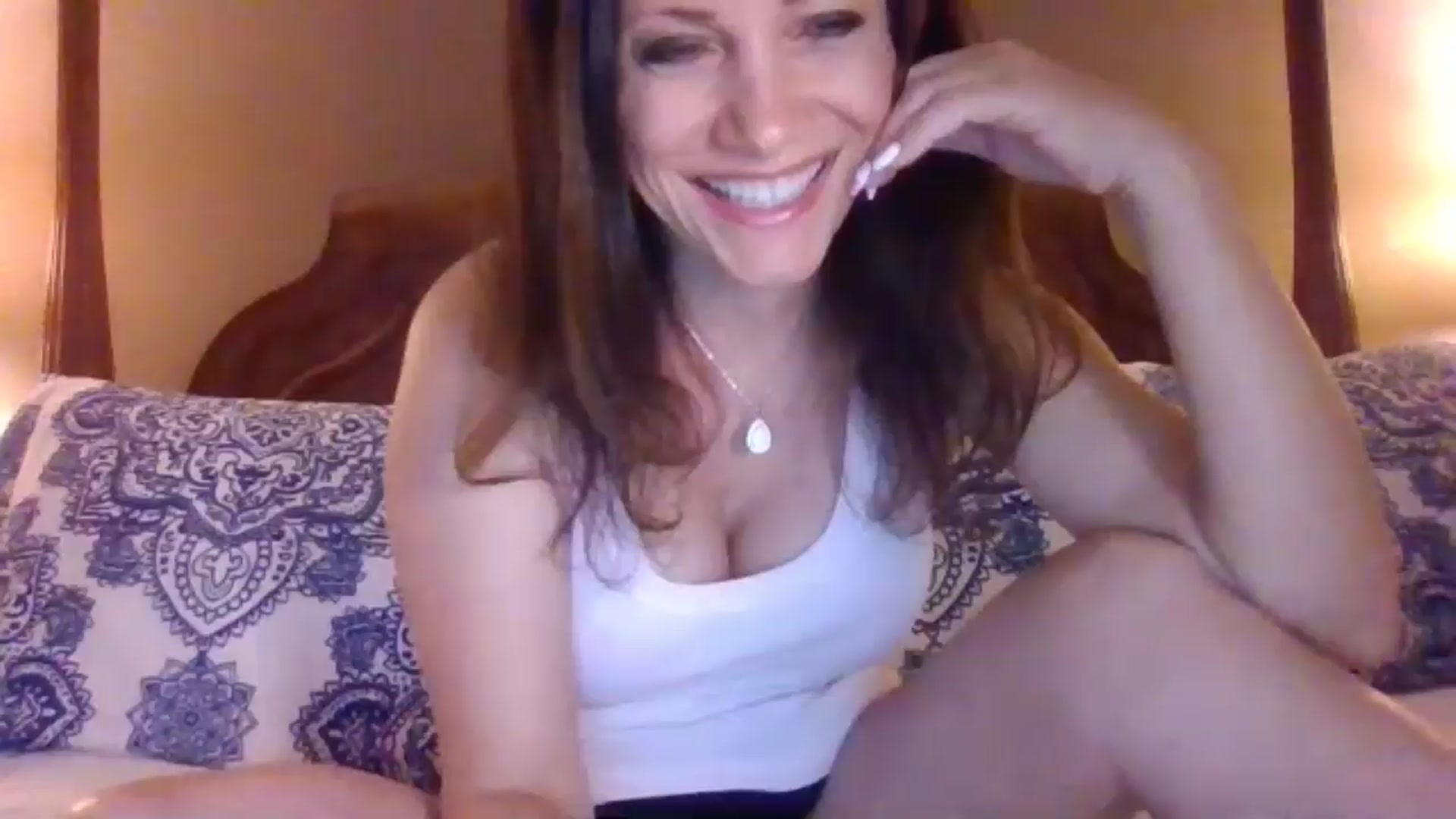 Gallery image thumbnail from LVDOLL's myfreecams stream on, 06/12/2024, 05:33 image 6 of 20