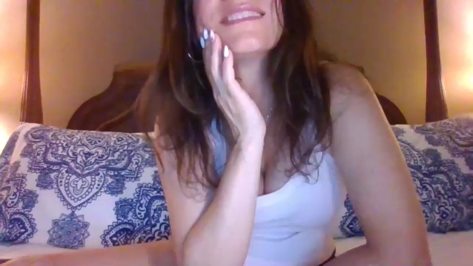 Gallery image thumbnail from LVDOLL's myfreecams stream on, 06/12/2024, 05:33 image 12 of 20