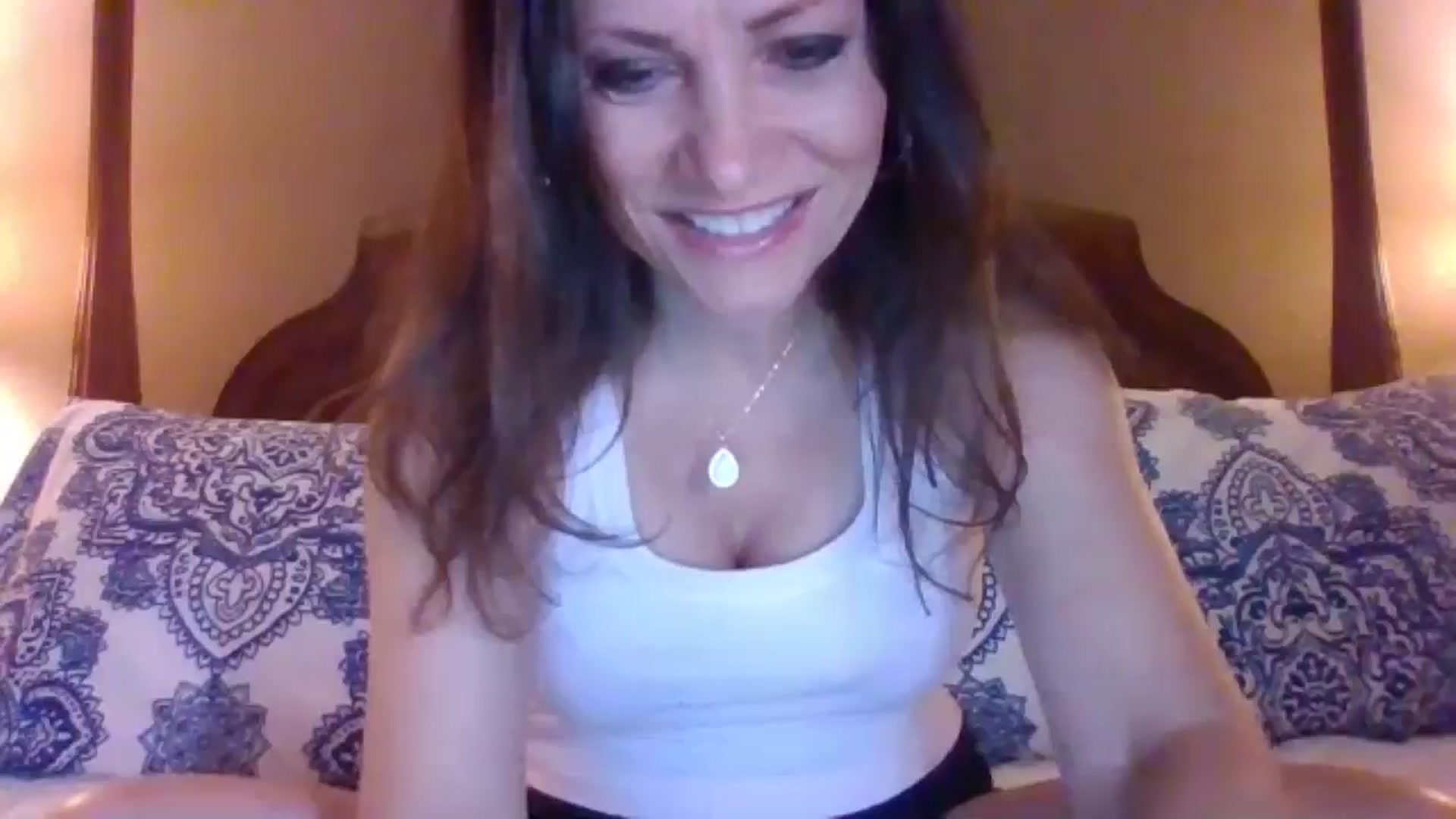 Gallery image thumbnail from LVDOLL's myfreecams stream on, 06/12/2024, 05:33 image 1 of 20