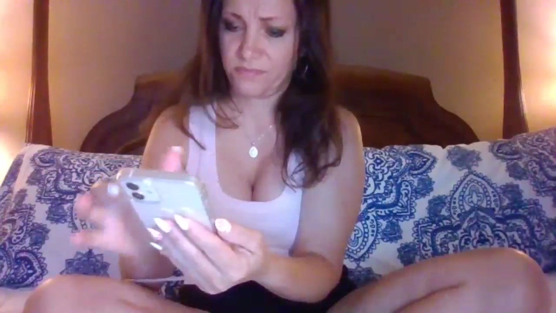 Gallery image thumbnail from LVDOLL's myfreecams stream on, 06/12/2024, 05:33 image 19 of 20
