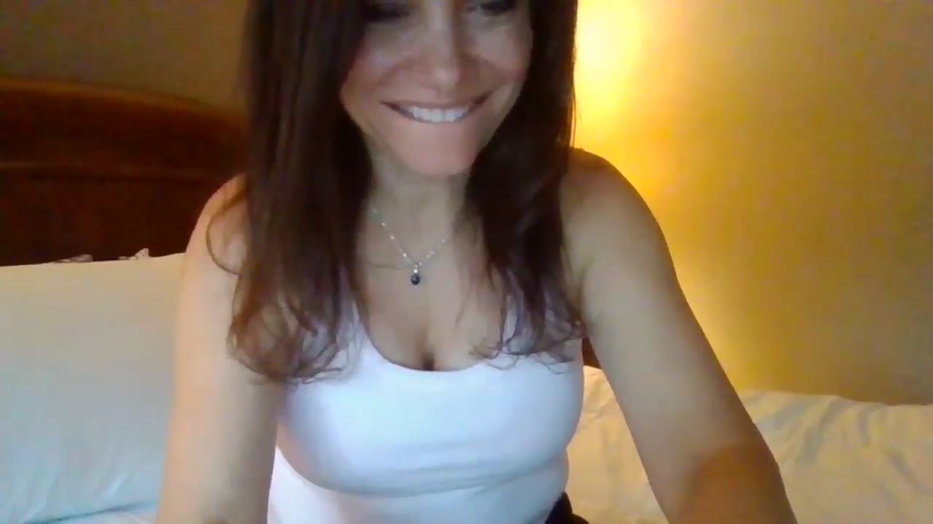 Gallery image thumbnail from LVDOLL's myfreecams stream on, 06/20/2024, 02:45 image 15 of 20