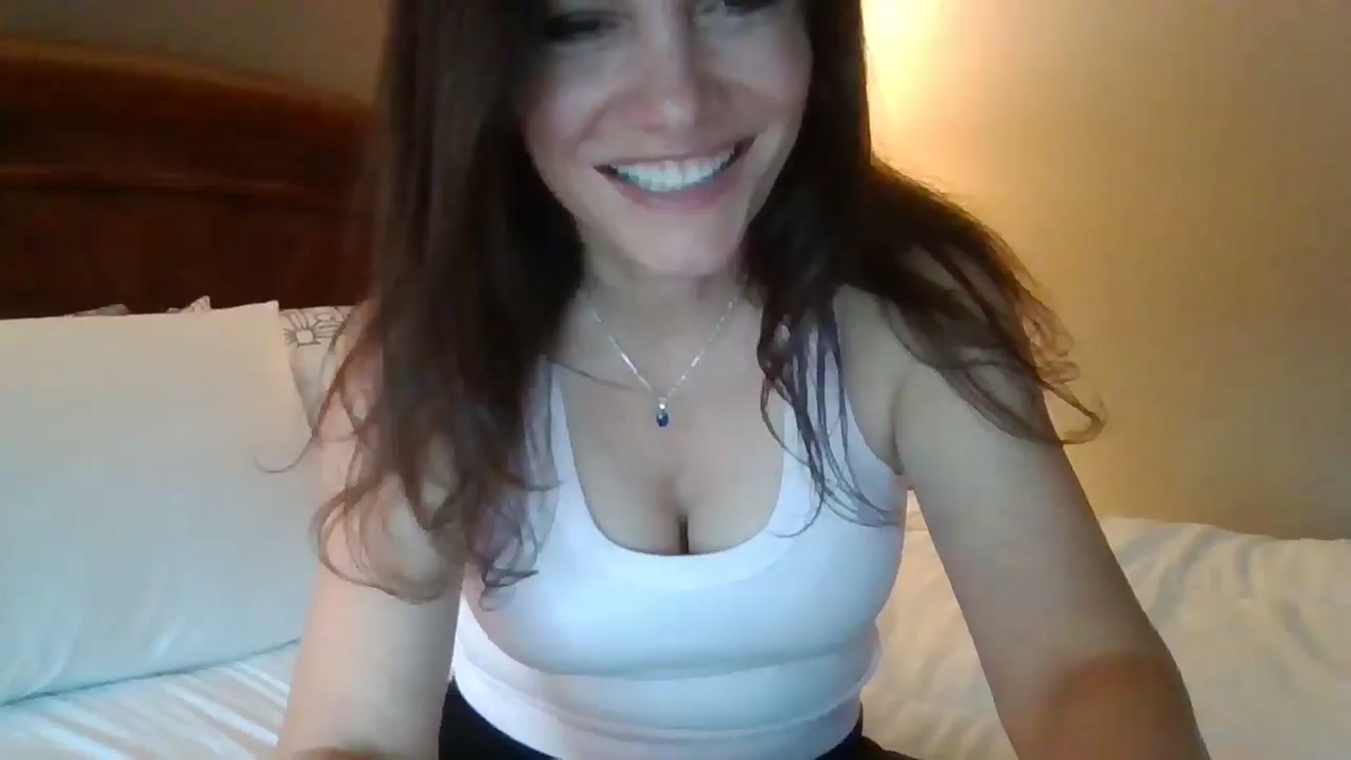 Gallery image thumbnail from LVDOLL's myfreecams stream on, 06/20/2024, 02:45 image 17 of 20